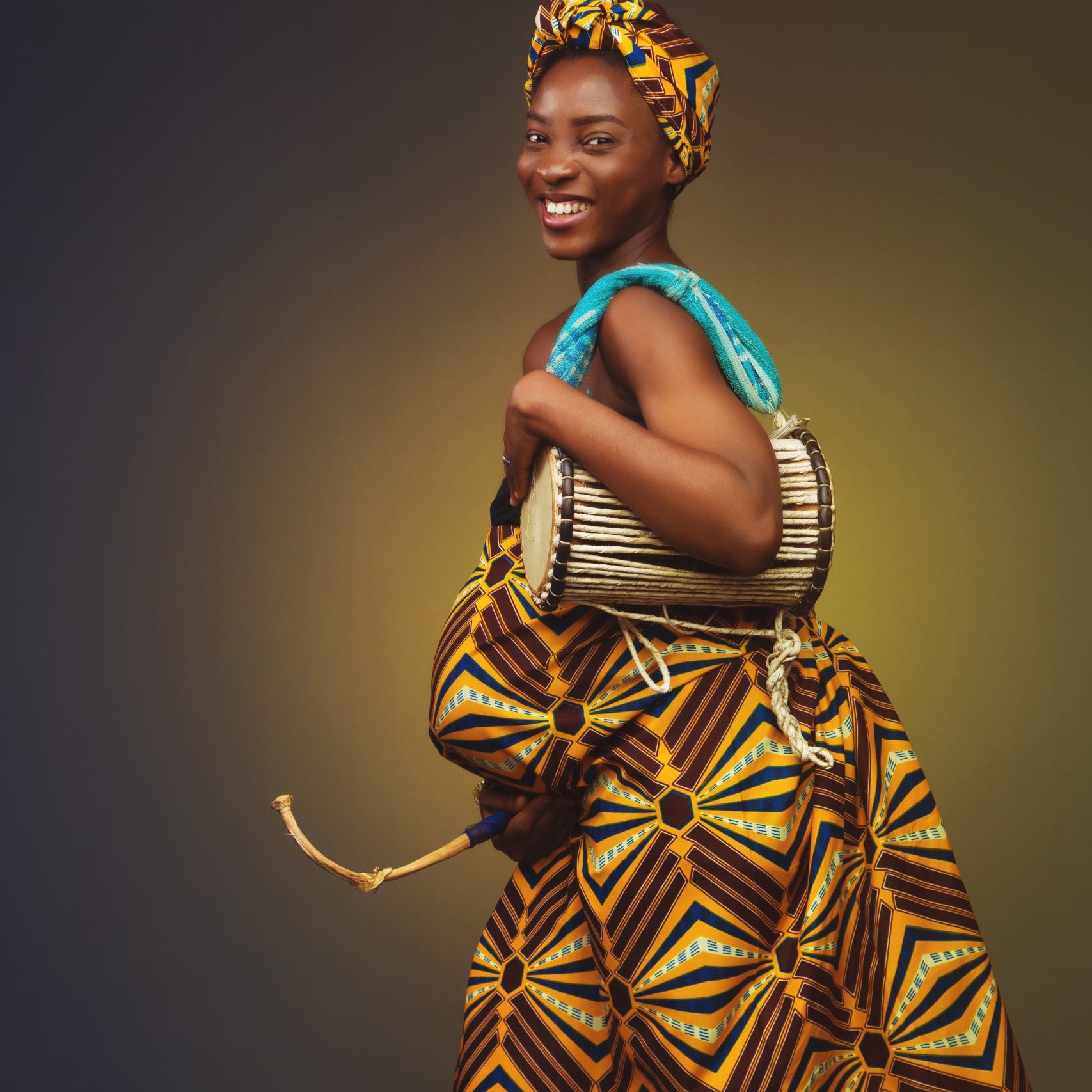 PREGNANT TALKING DRUMMER1